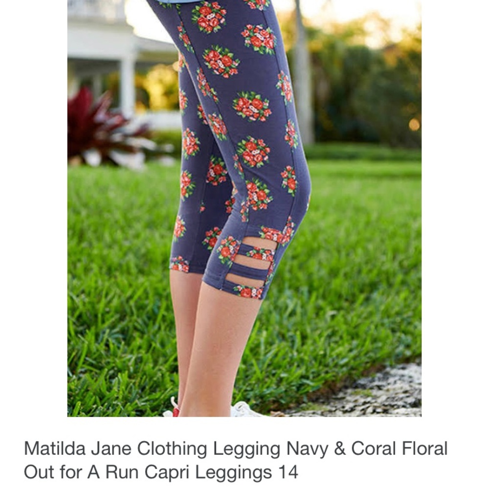 Matilda Jane Super cute and soft leggings